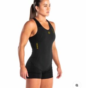 NWOT Virus Ascend Singlet Weightlifting Powerlifting Women's